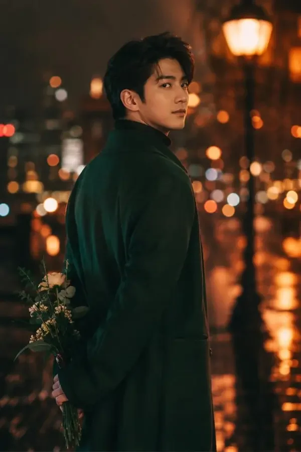 短剧《离婚后，前夫天天求复婚》豪门题材海报